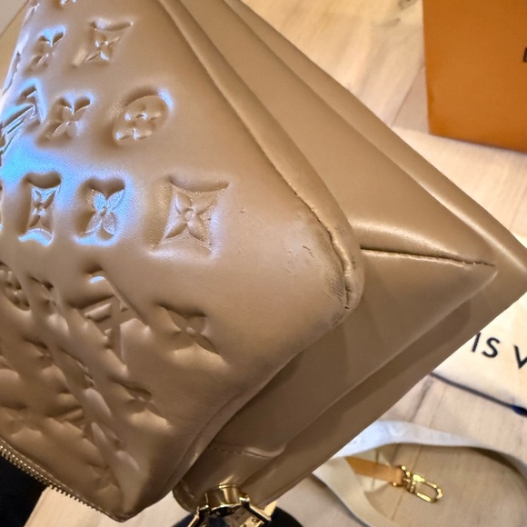 Louis Vuitton Coussin PM handbag (damaged) - Picture 8 of 17